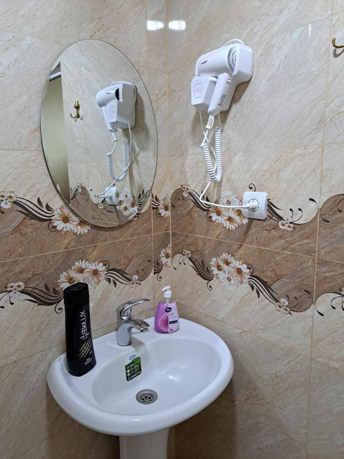 Guest House David'S B&B 기우므리 외부 사진